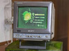 旧时代硬核美学：索尼 PVM 与初代 Xbox 的绿意盛宴