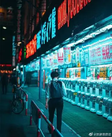 006LHkGpgy1gh2csbnyvtj30v91237il.webp
