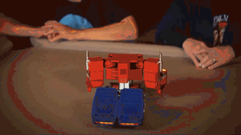 00658KAPly1gph6tlbkgzg30qo0f0qvq.gif