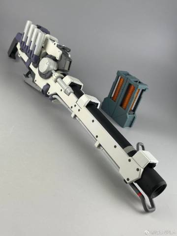 002p7pSRgy1gvj853zm8pj60u0140adi02.jpg