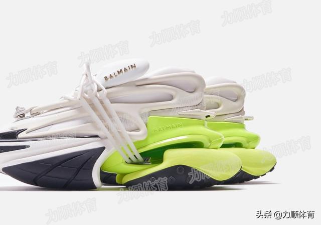 ?url=http%3A%2F%2Fdingyue.ws.126.net%2F2022%2F0613%2F67bd7b9dj00rdf678000pc000hs00chg.jpg