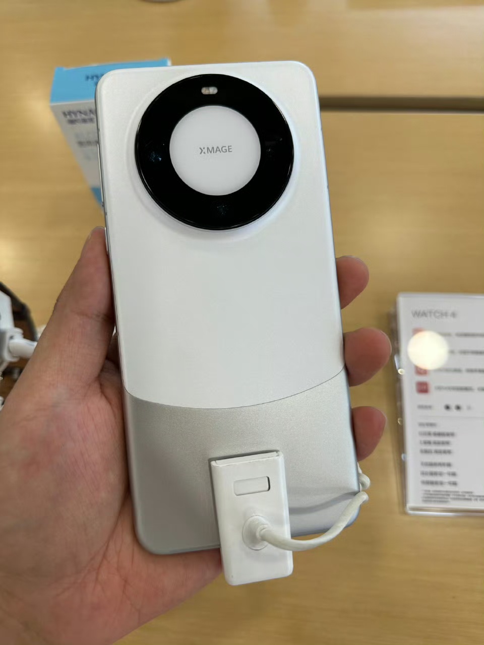 mmexport1695346411950.jpg