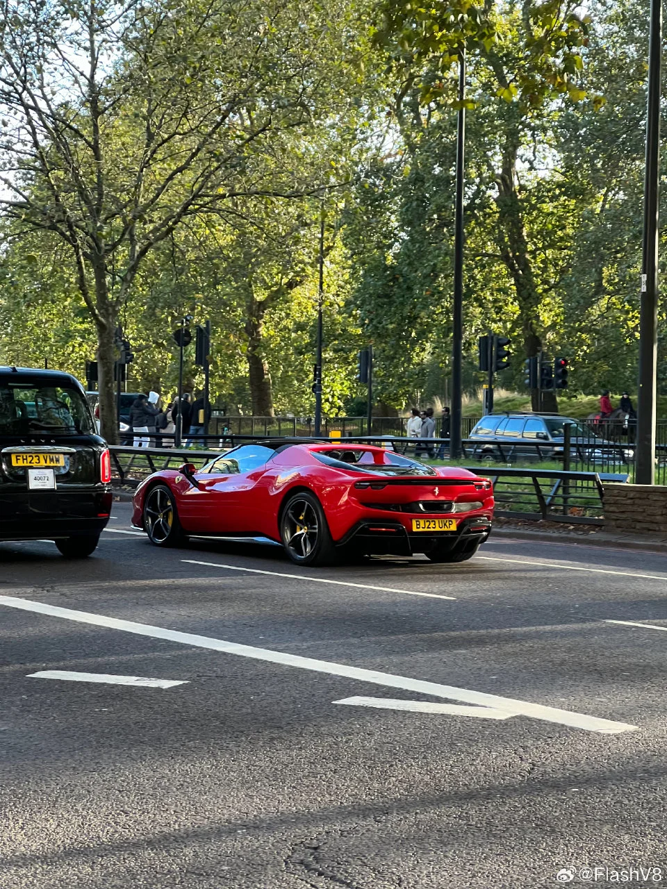 img-16974179027401910d73a89815f7bffc4d93d9af4bd7e2b2a4fa7c9f0043532bb22fd70b27e48.webp