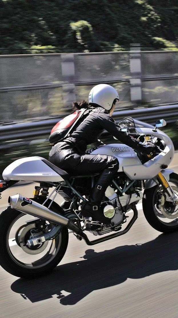 mmexport1697620692467.jpg