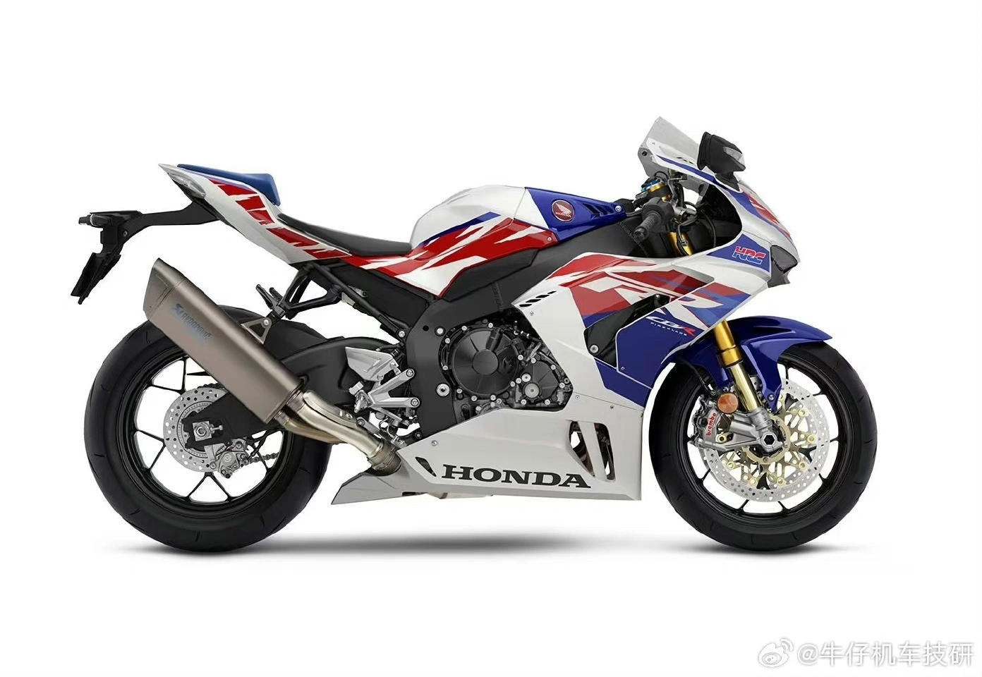 mmexport1697800756950.webp