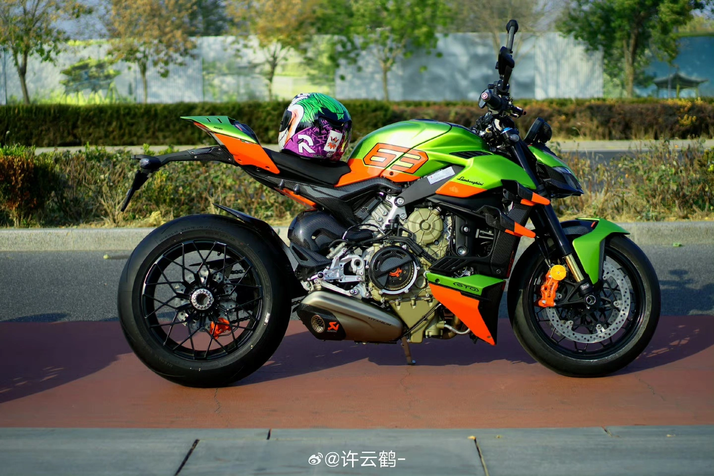 mmexport1700529105856.webp
