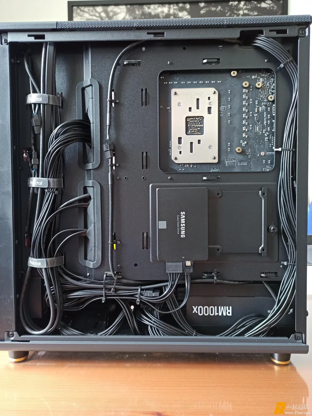 new-black-and-brown-build-v0-soqkxok70lve1.webp