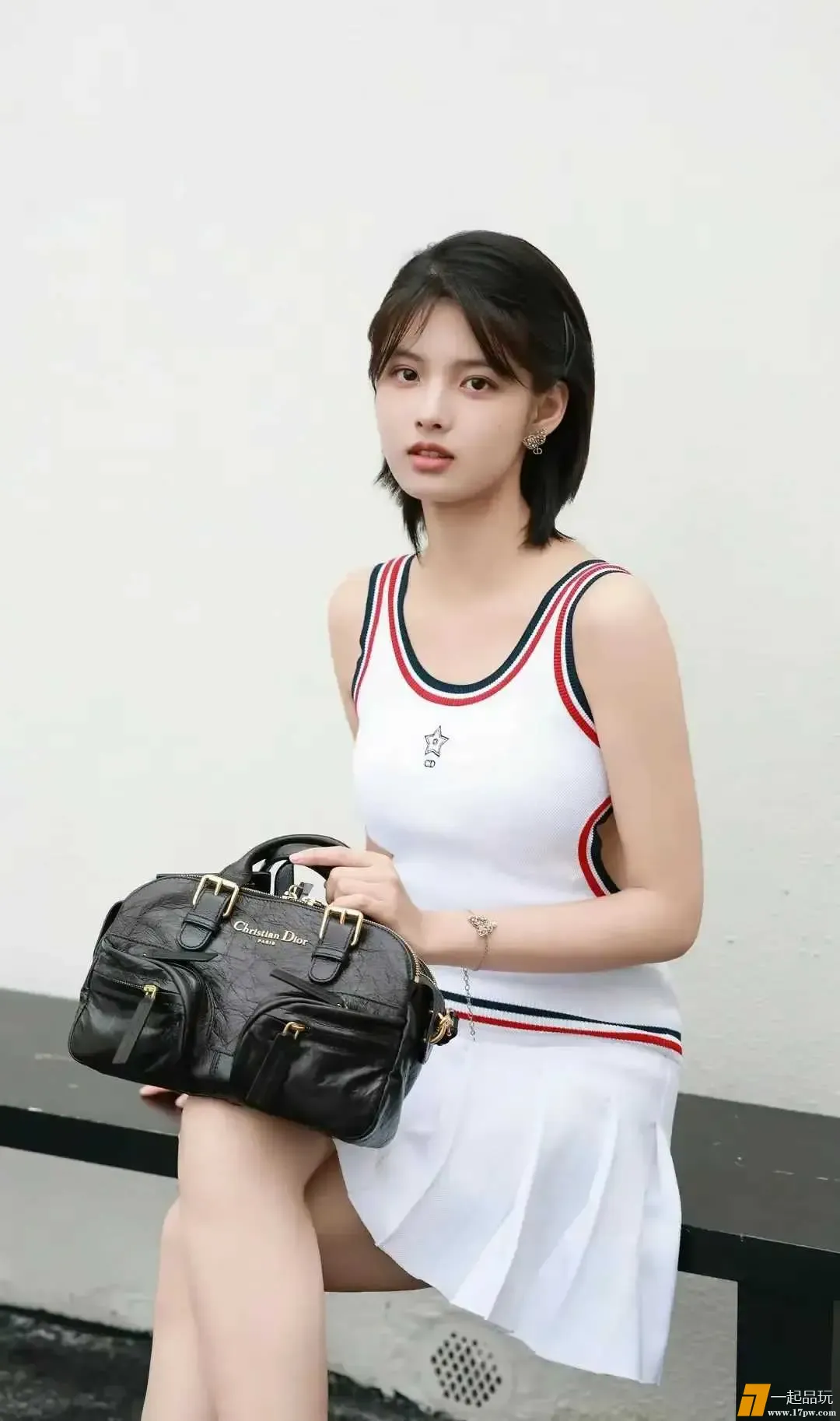 1745380197838_61d671fej00sv3dwe00j6d000u001eqd.webp