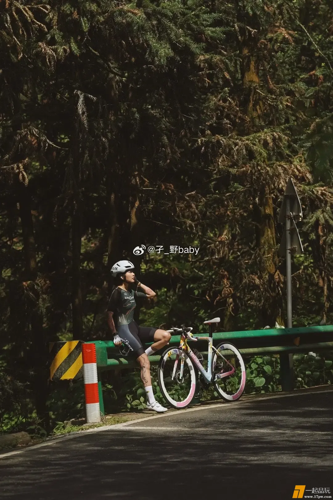 img-174614590583908d81ff27d51f8c4921c36d97ec6e4f19b3e5f6db0010e8ba98624fe893e50e1.webp