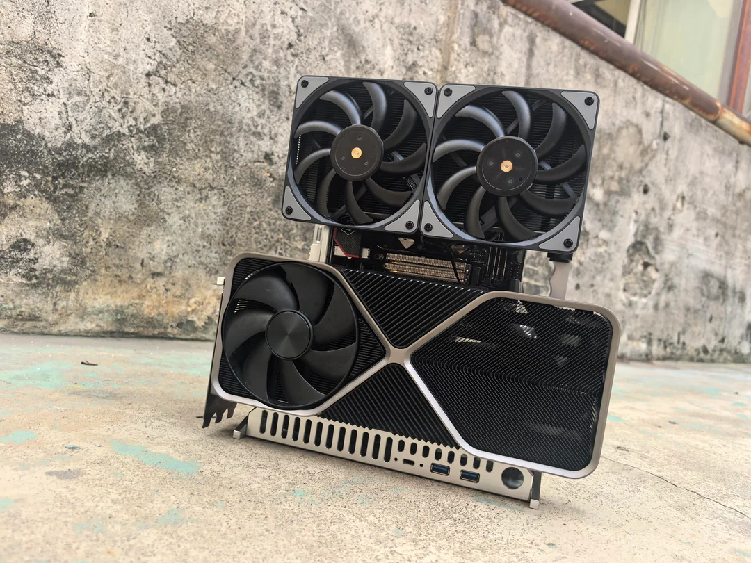 the-prototype-of-the-open-frame-designed-for-the-jf13k-v0-rix7vwfi8u4h1.webp