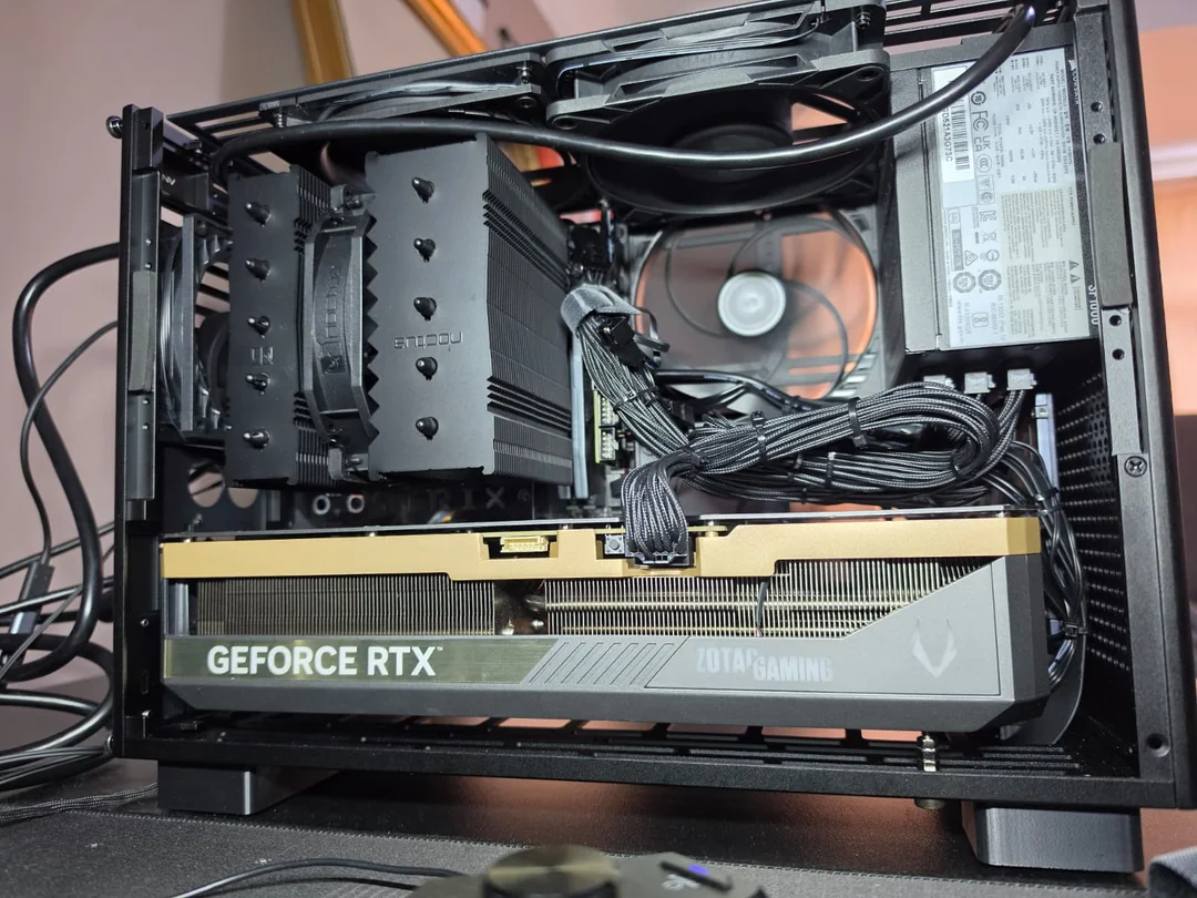 my-first-ever-pc-build-9800x3d-rtx-5080-in-15-7l-ncase-m2-v0-oxi5raksvn6h1.webp