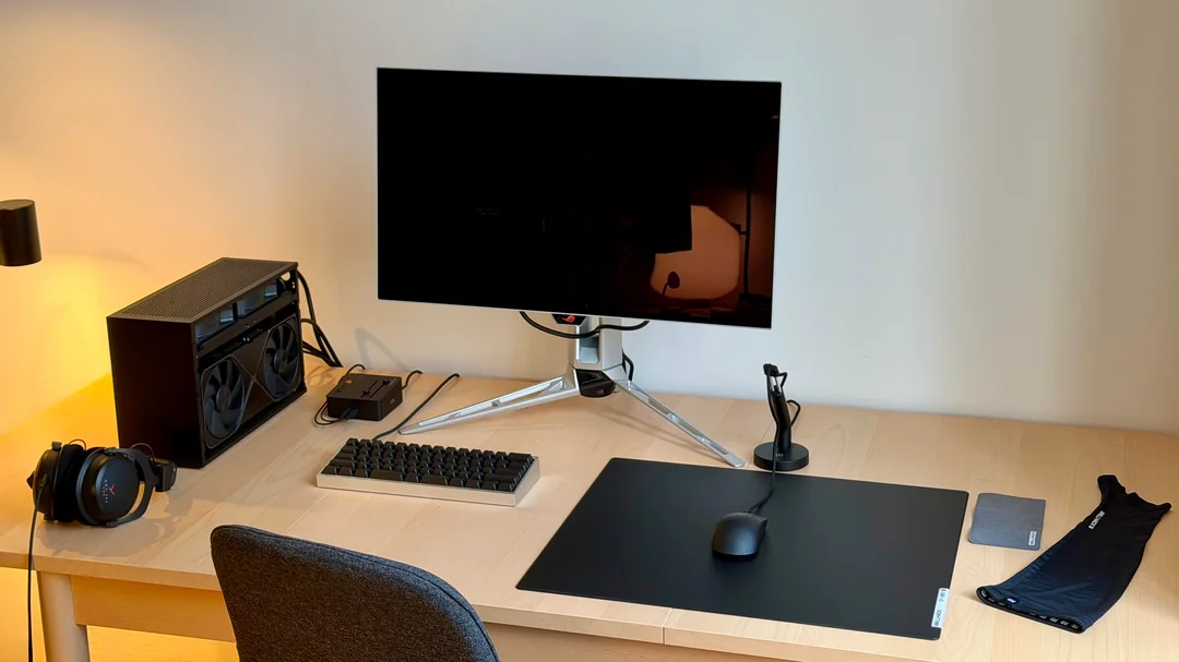 waited-5-years-to-build-myself-a-dedicated-gaming-setup-v0-wl5buv2gd28h1.webp