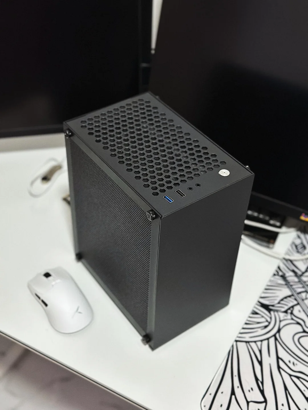 first-sff-build-downsized-to-the-7l-metalfish-t40-5950x-rtx-v0-68ki8ubooz7h1.webp