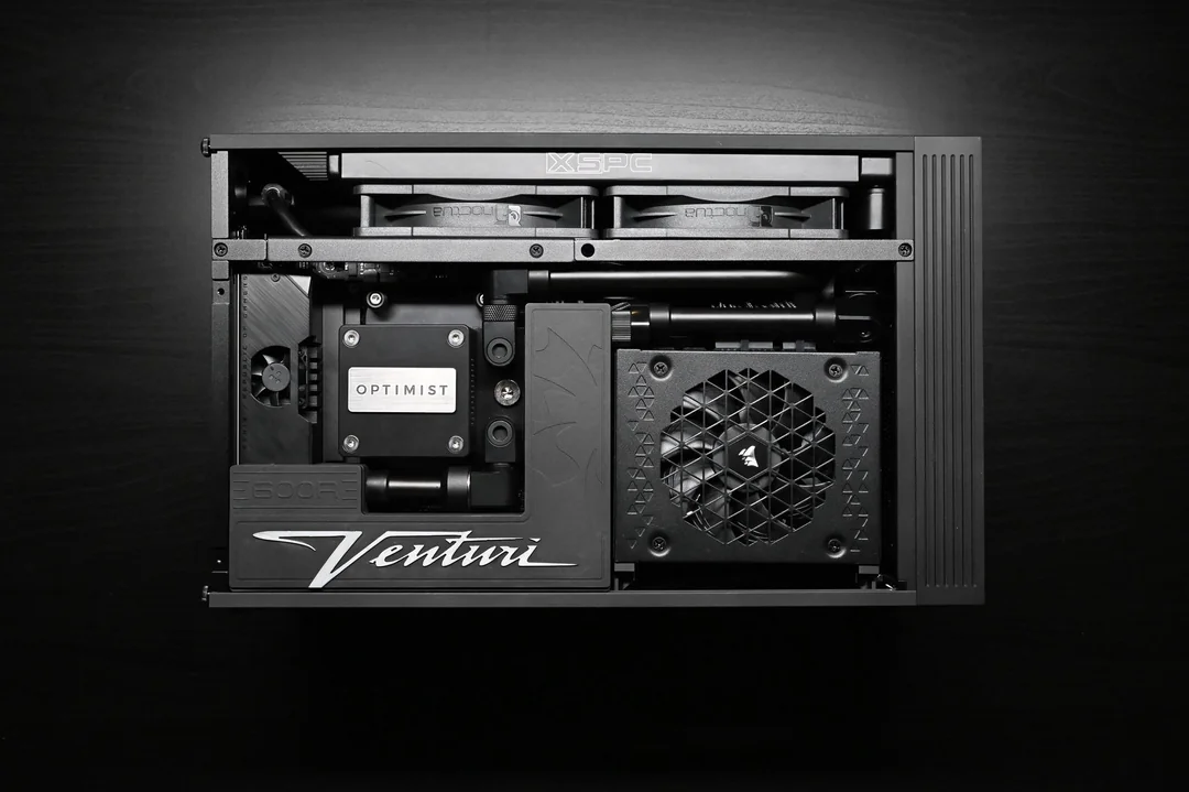 watercooled-cpu-gpu-ssd-ram-600mm-rad-10-7-liters-v0-9wvr5b7outah1.webp