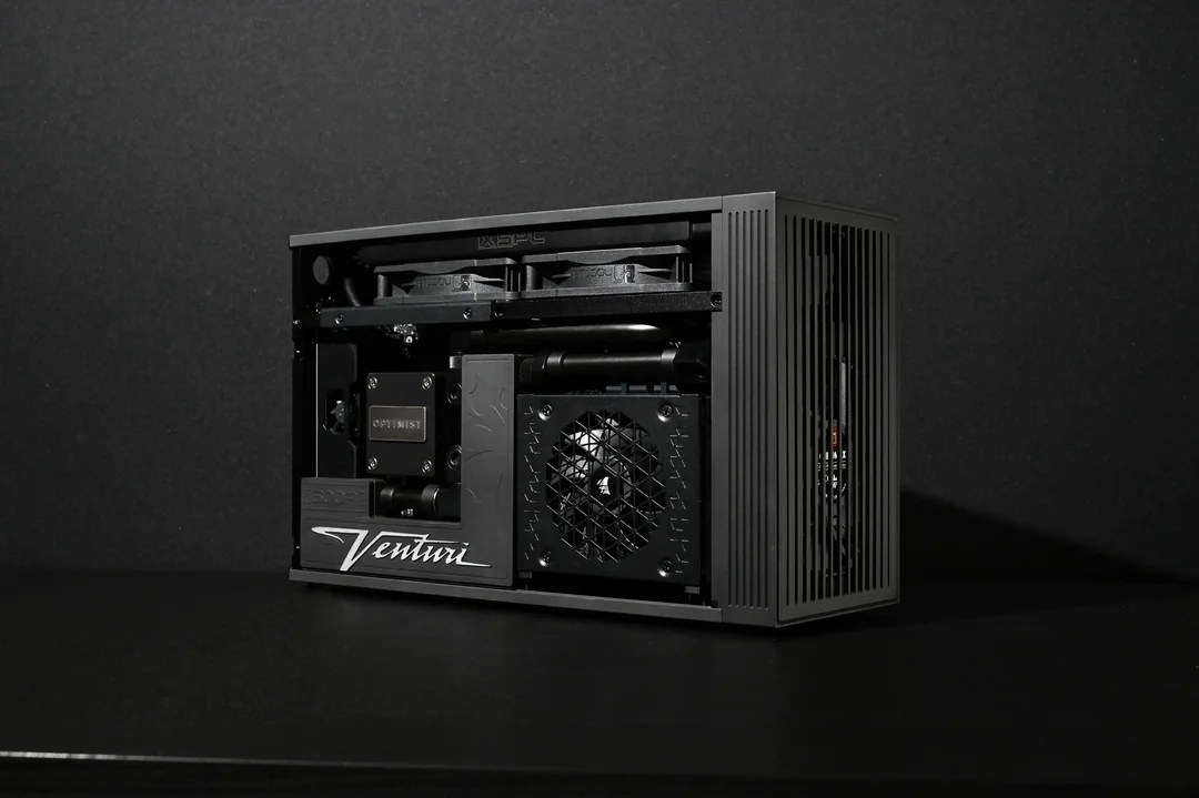 watercooled-cpu-gpu-ssd-ram-600mm-rad-10-7-liters-v0-bb9zy97outah1.webp