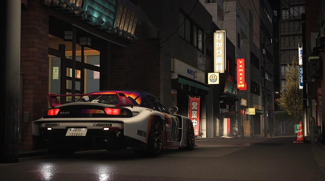 eight-eleven-design-mazda-rx-7-koyorad-v0-fu3l7i94kgah1.webp