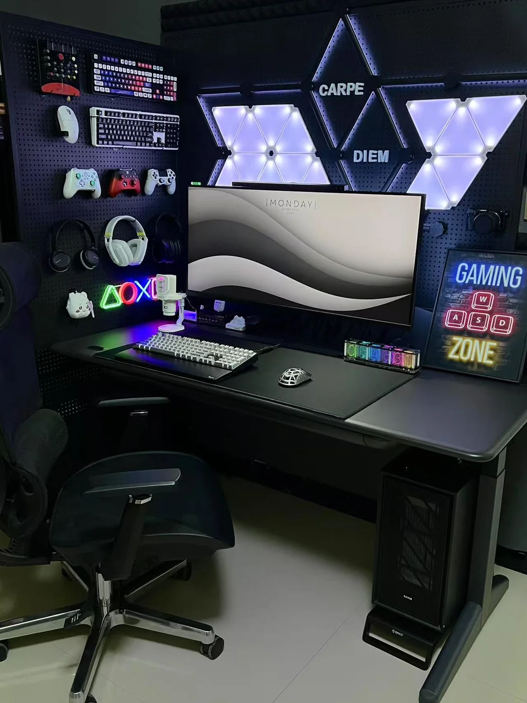 which-lighting-theme-would-you-choose-for-this-setup-v0-1orhfz79aqah1.webp
