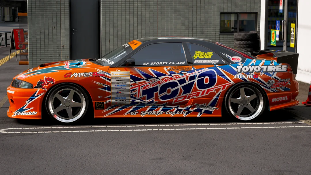 team-toyo-r33-2-versions-in-description-v0-tf45j42z5sah1.webp