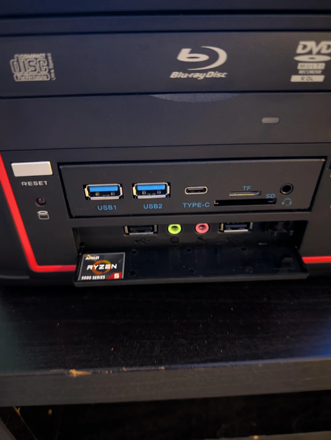 9l-steam-machine-with-a-blu-ray-drive-v0-e5t9ghi6xgbh1.webp