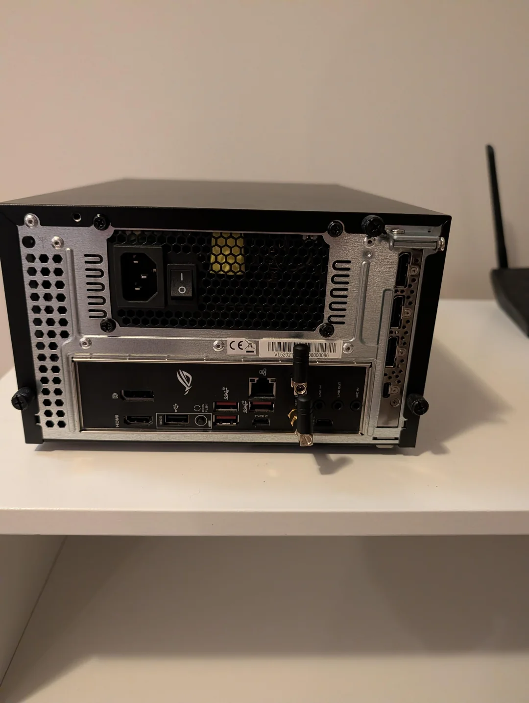 9l-steam-machine-with-a-blu-ray-drive-v0-yaa3ieg6xgbh1.webp