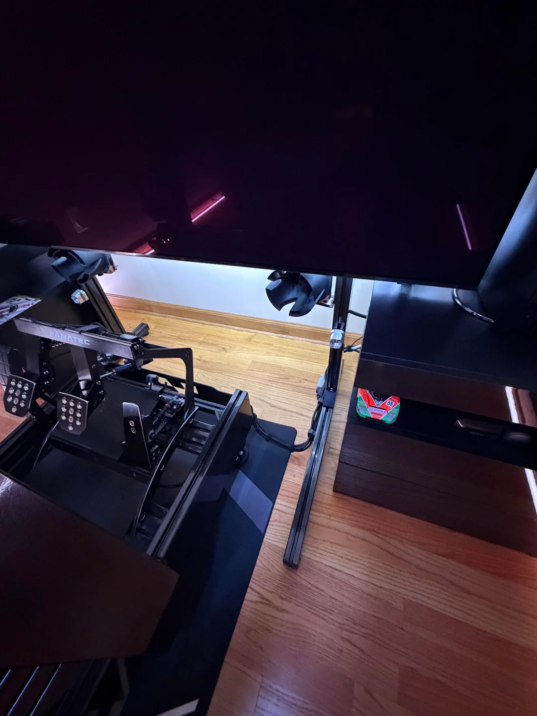 first-post-dedicated-ps5-gt7-sim-rig-complete-console-v0-29nz7fz5lobh1.webp