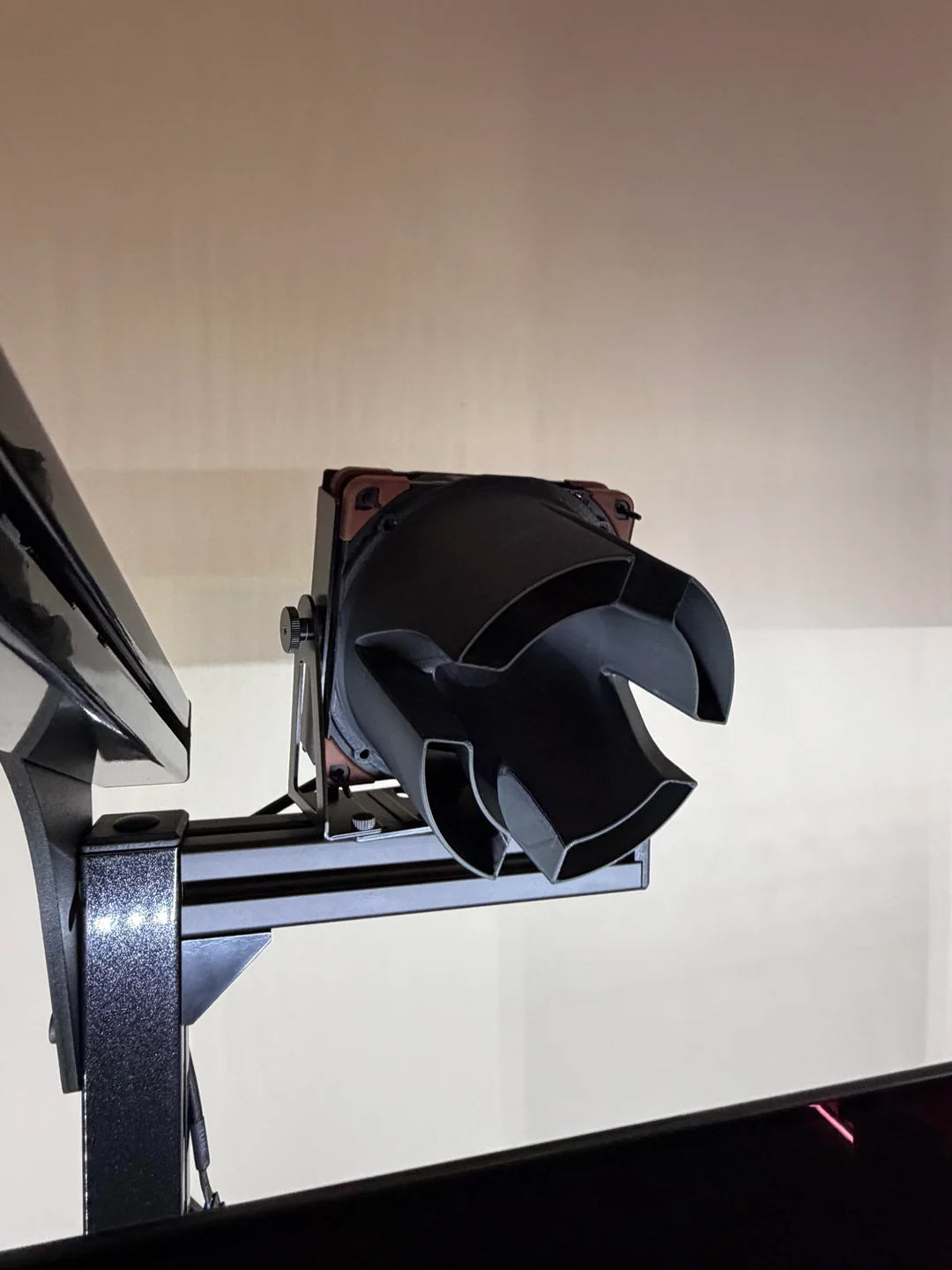 first-post-dedicated-ps5-gt7-sim-rig-complete-console-v0-c5kz0hz5lobh1.webp