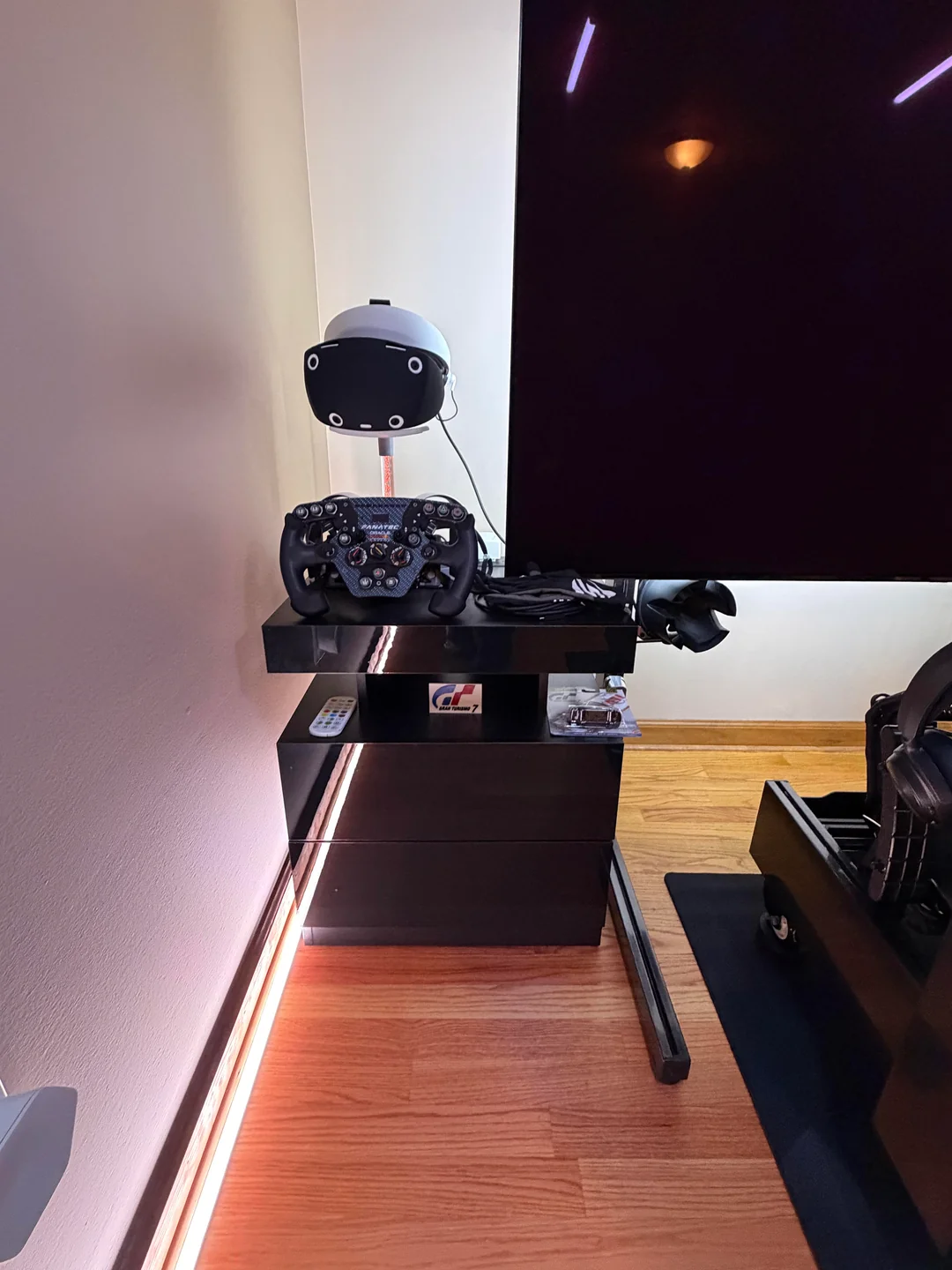 first-post-dedicated-ps5-gt7-sim-rig-complete-console-v0-r9e7wcz5lobh1.webp