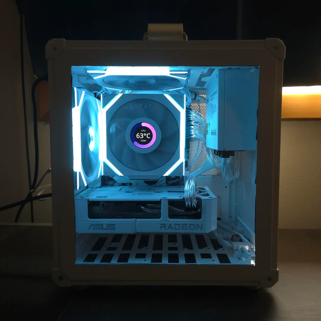 jonsbo-c6-itx-build-custom-glass-side-panel-v0-xg21gz5zyfgh1.webp