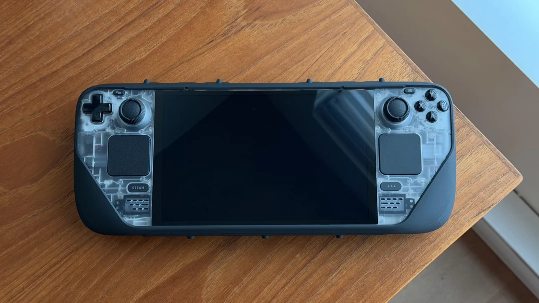 the-steam-deck-oled-is-genuinely-beautiful-v0-ggs9ez8zfmgh1.webp