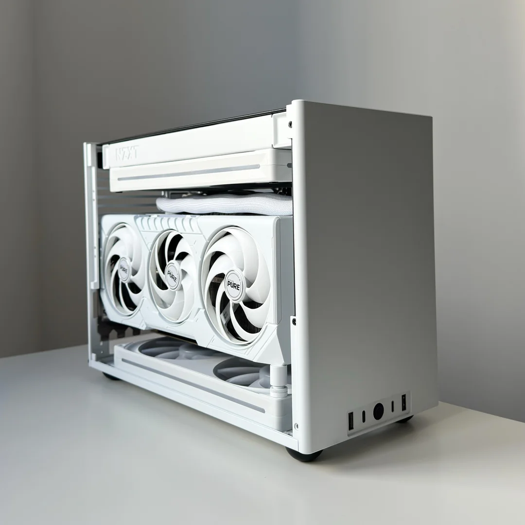 pure-white-ncase-m2-vertical-gpu-build-v0-7i2pta4ylygh1.webp