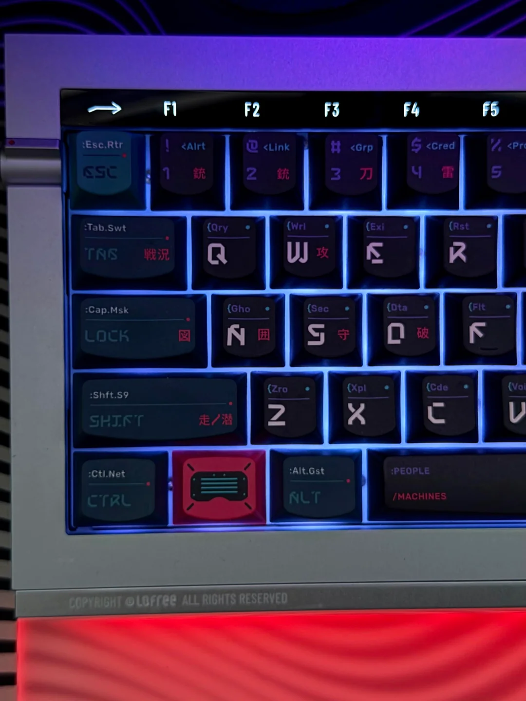 the-clear-keycaps-were-holding-this-keyboard-back-v0-sei7ang8pogh1.webp