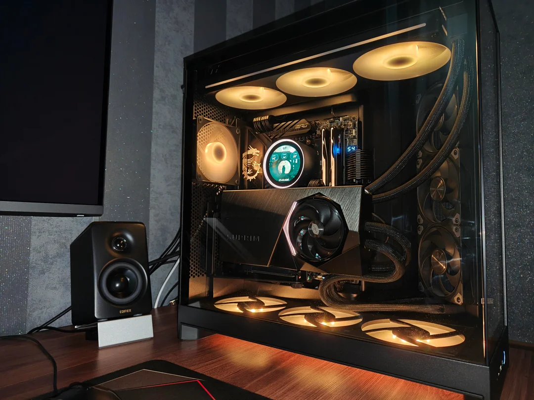 my-main-pc-setup-v0-6sh13px685hh1.webp