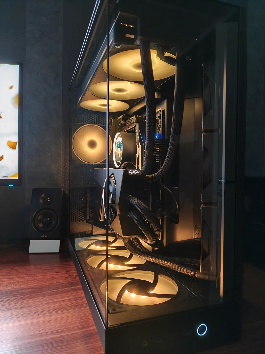 my-main-pc-setup-v0-a4vi512685hh1.webp