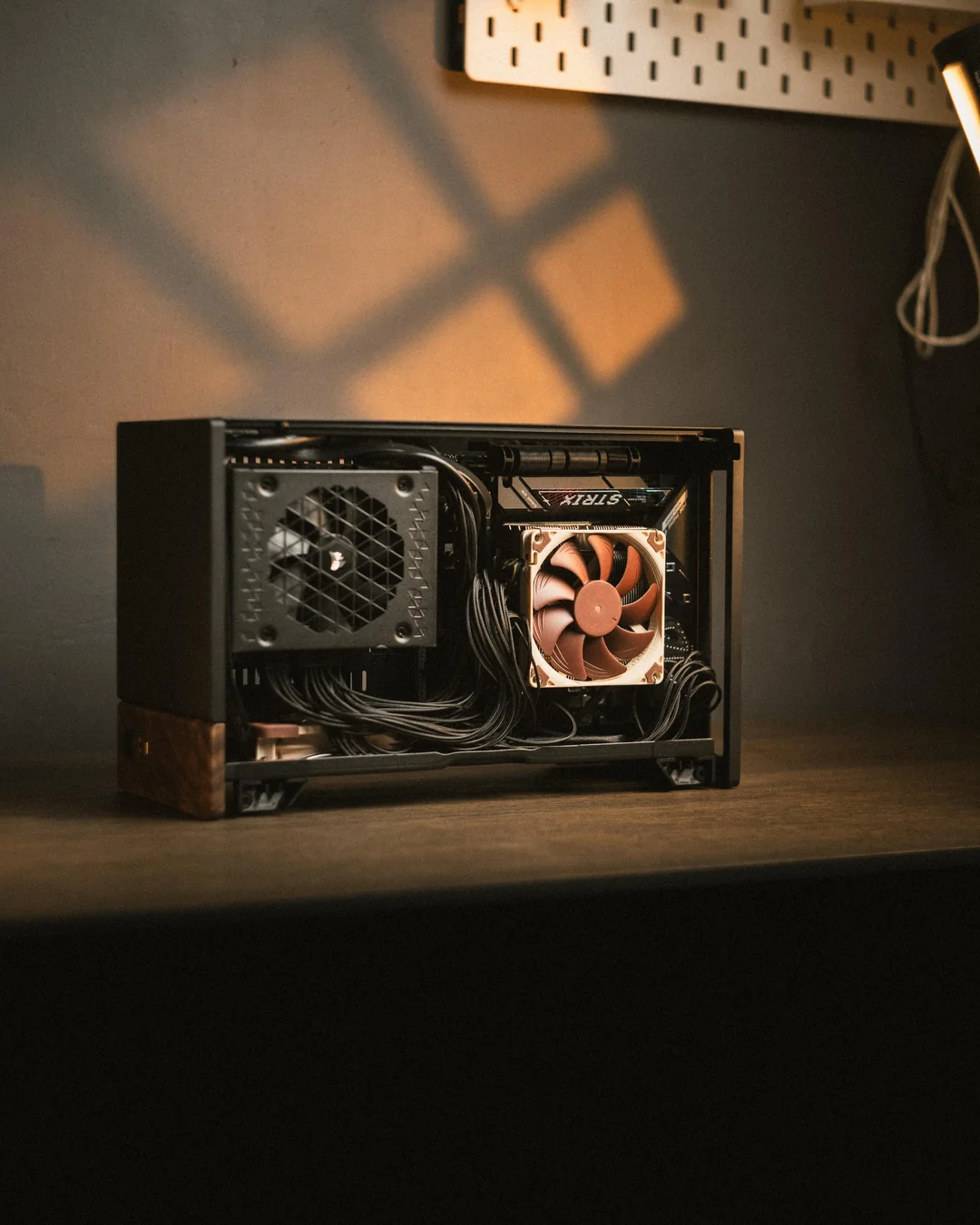 first-time-downsizing-7800x3d-rtx-5080-v0-xk3nrn7tkiih1.webp