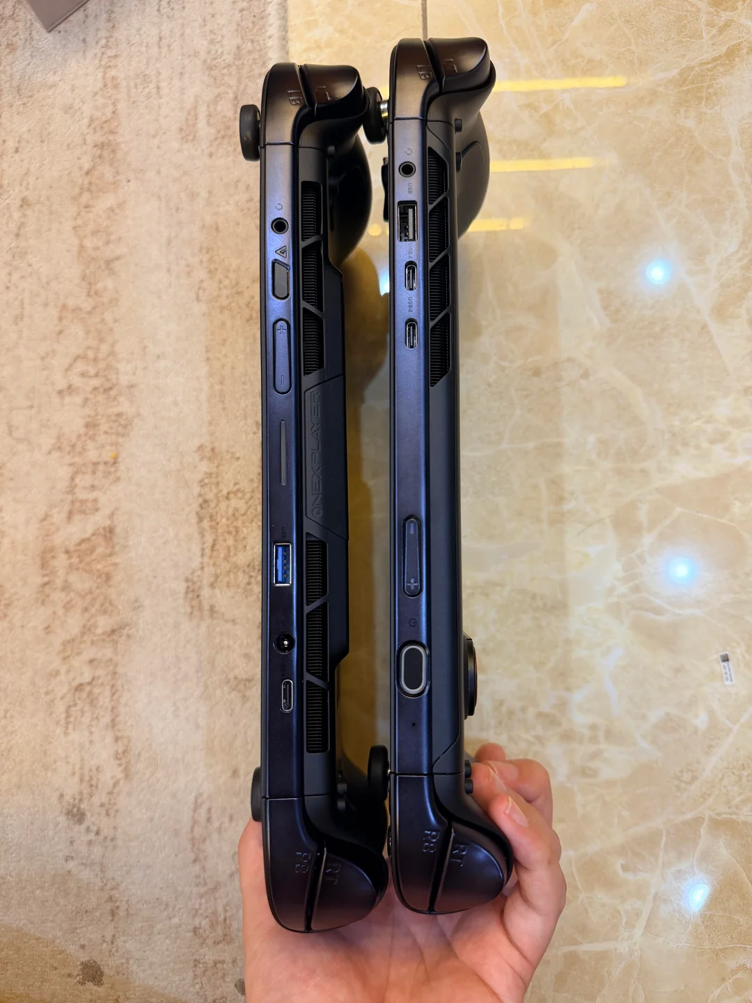 onex-3-vs-x2-mini-pro-v0-6m7rq4rx5xhh1.webp