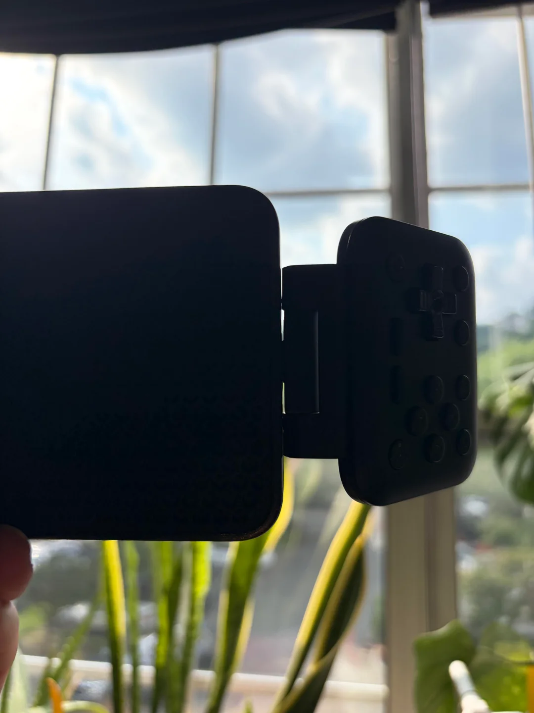 8bitdo-flippad-case-compatibility-photo-references-v0-r8xfwm6zoejh1.webp