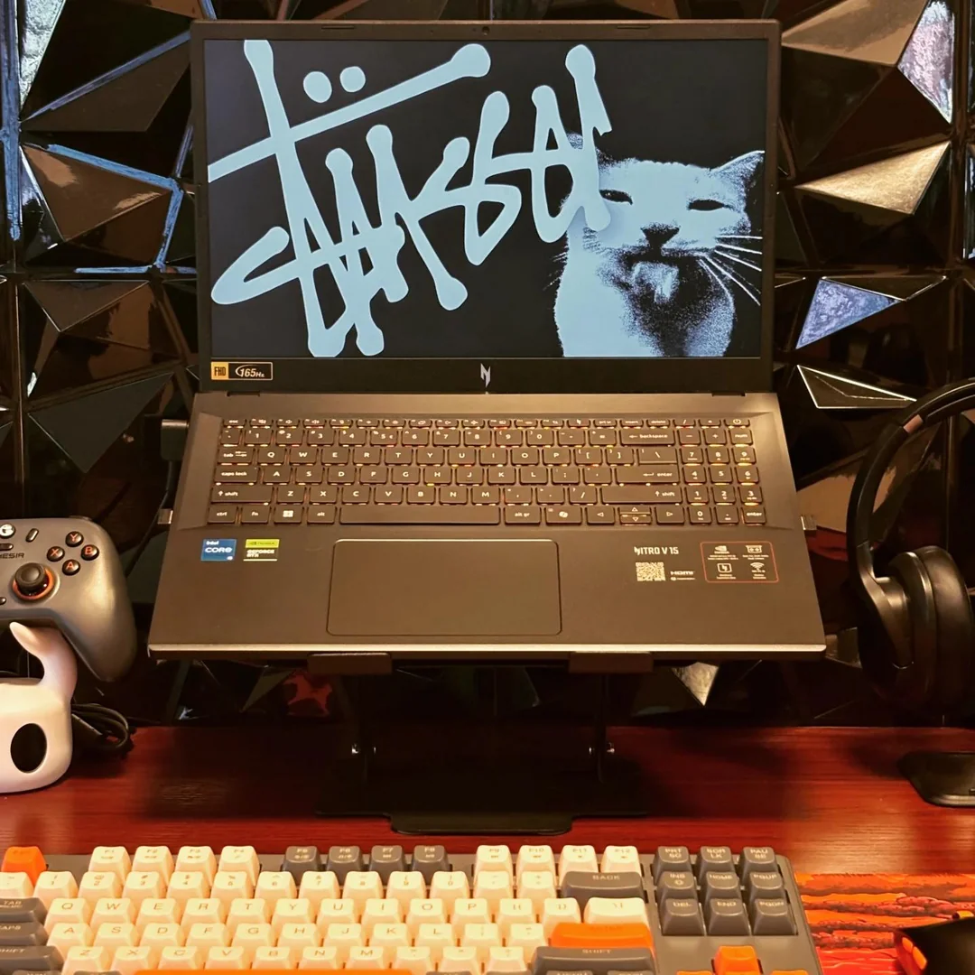 my-acer-nitro-15-setup-v0-6ifvwha0kijh1.webp