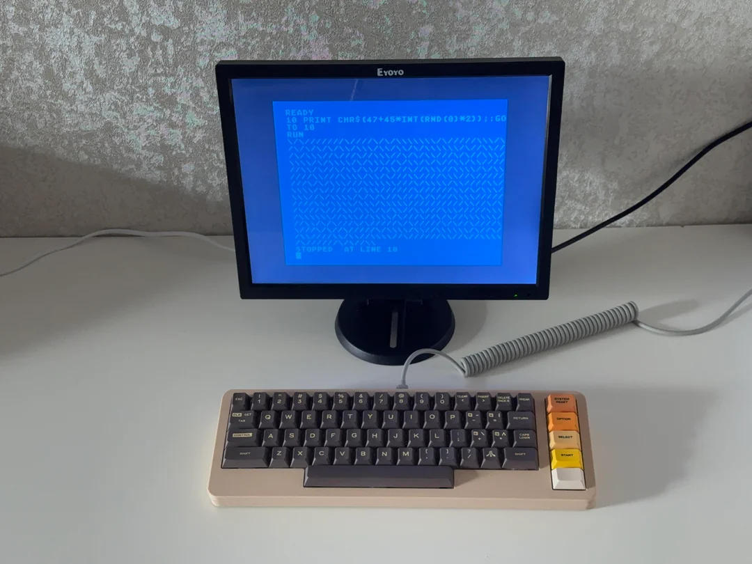 i-built-a-keyboard-that-replicates-the-atari-800s-layout-v0-nda0up71q9kh1.webp