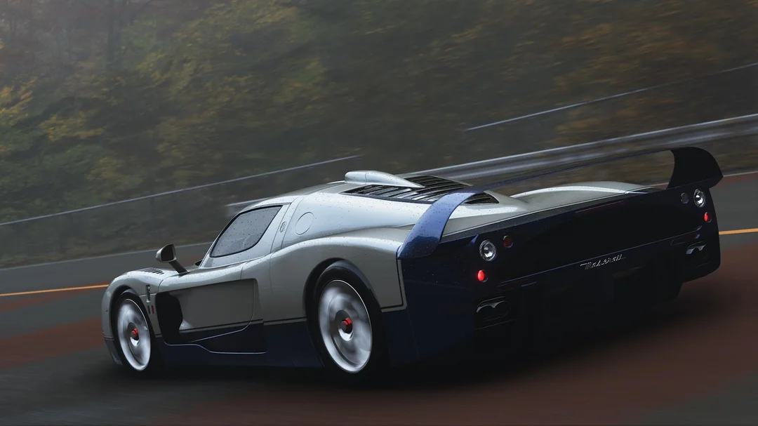 weird-looking-enzo-v0-y5qf8pvagxkh1.webp
