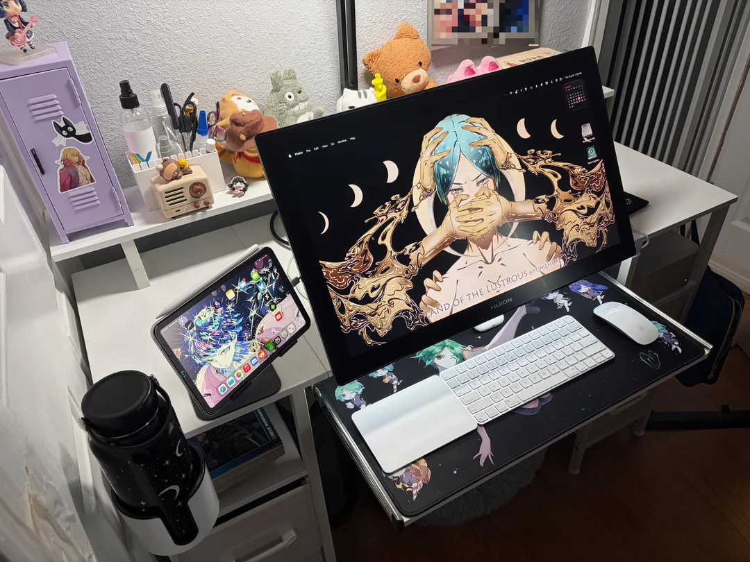 comic-artist-setup-v0-9gsnloqxgrkh1.webp