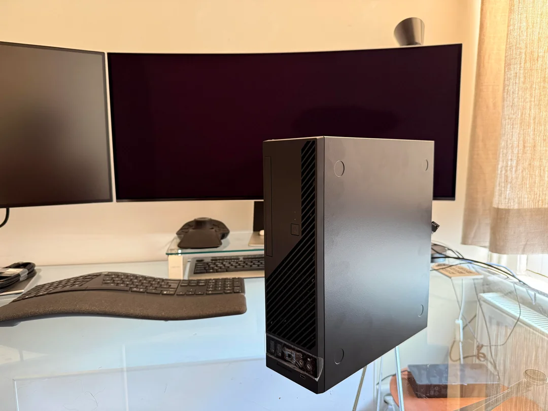 update-first-build-8-liter-dual-gpu-lsfg-gaming-cad-nas-v0-b5mp8vzqk0mh1.webp