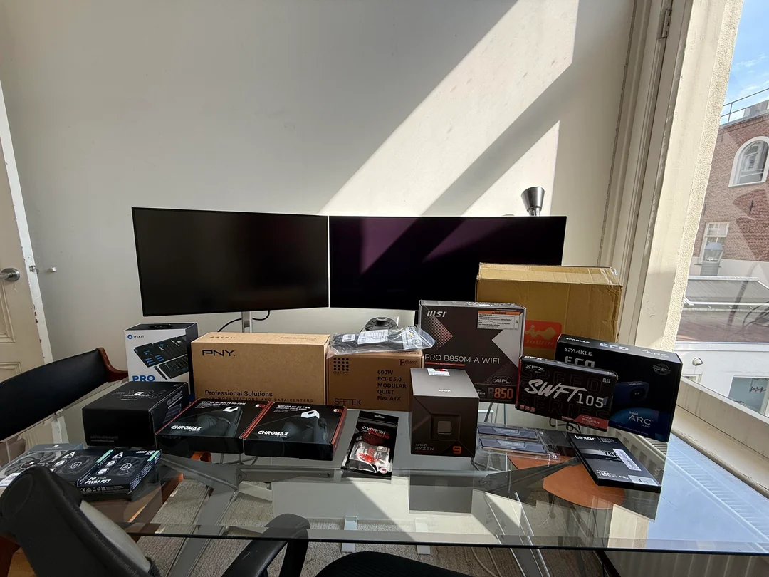 update-first-build-8-liter-dual-gpu-lsfg-gaming-cad-nas-v0-9u6b0vzqk0mh1.webp