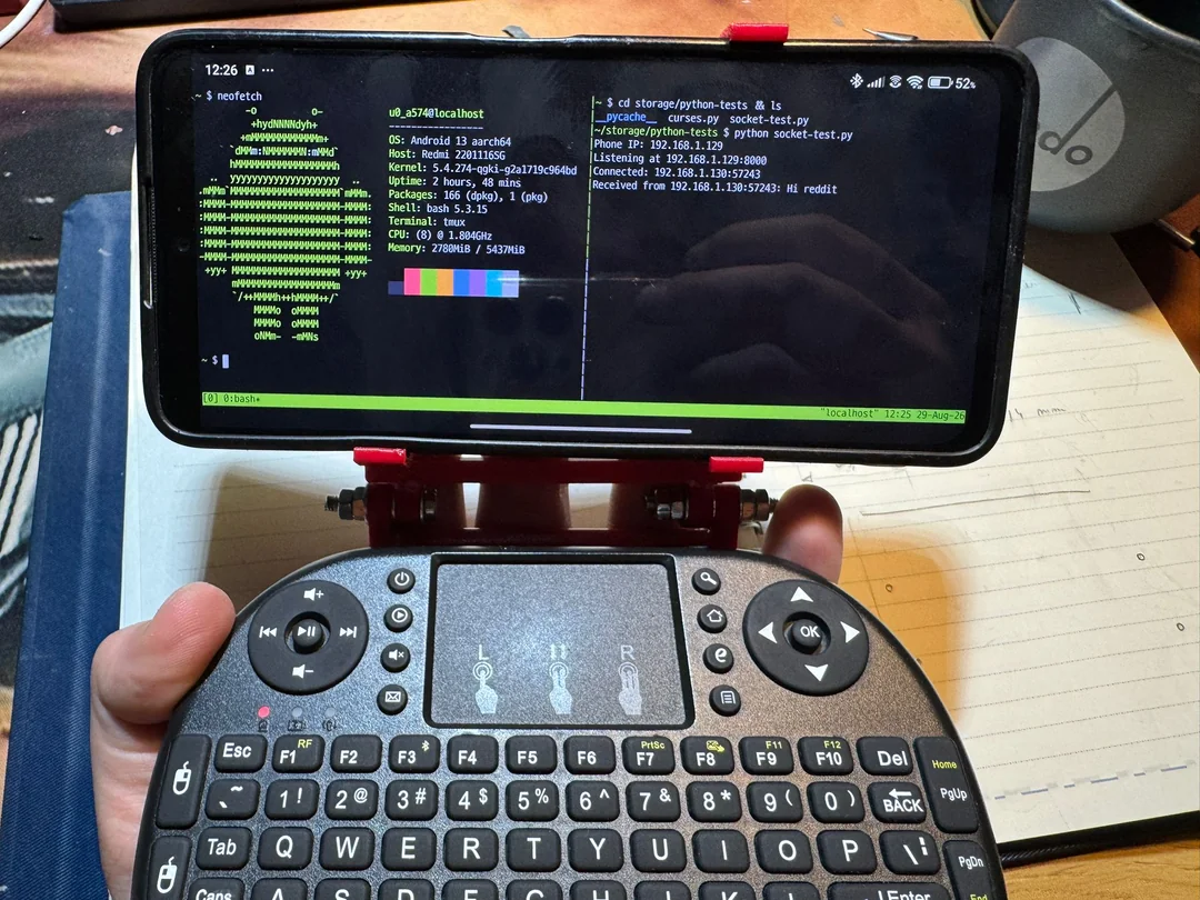 the-usual-android-cyberdeck-but-different-no-external-v0-hp40bx91camh1.webp