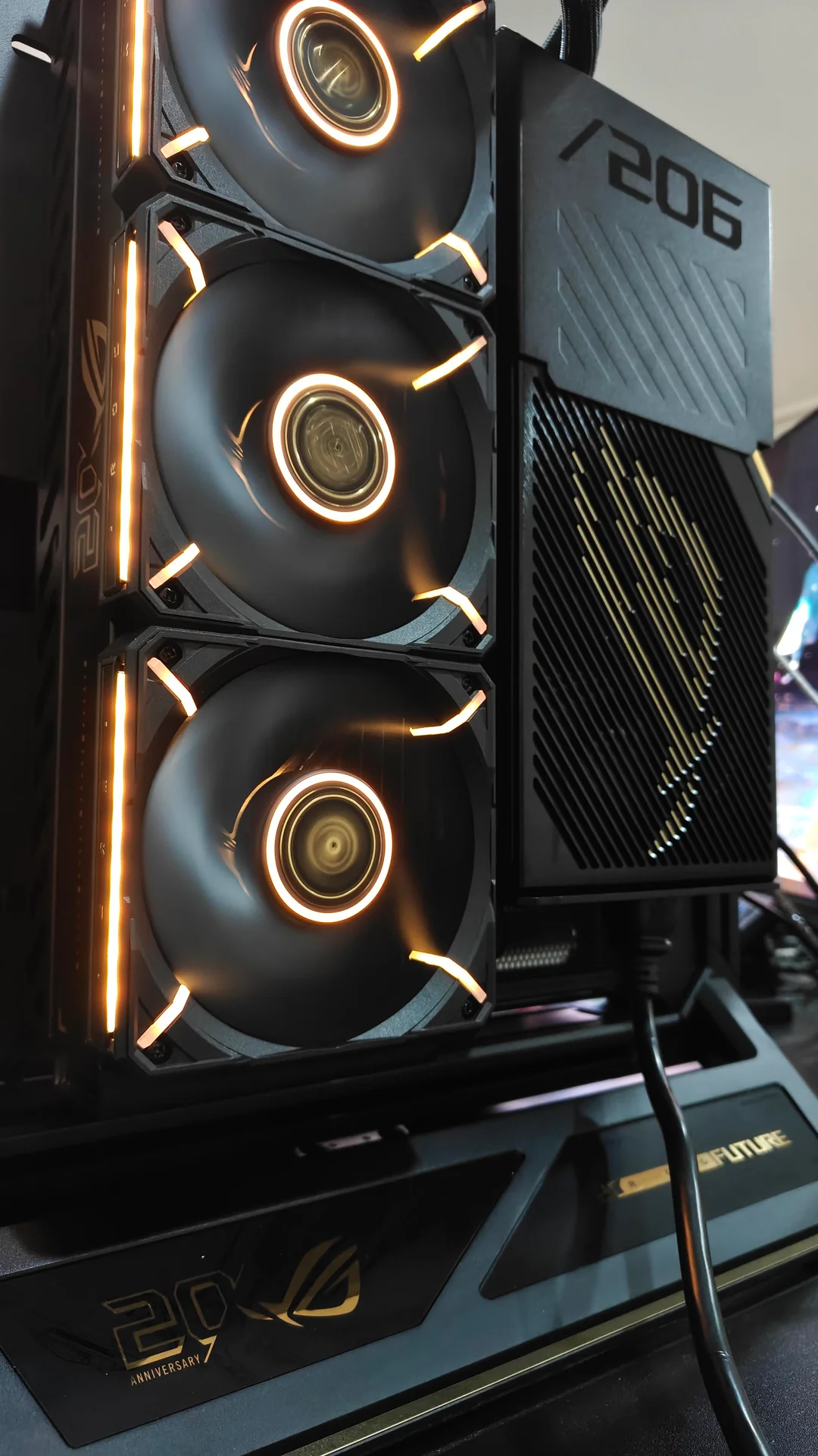 built-a-full-rog-edition-20-system-for-a-friend-so-v0-phmzwmq22fmh1.webp