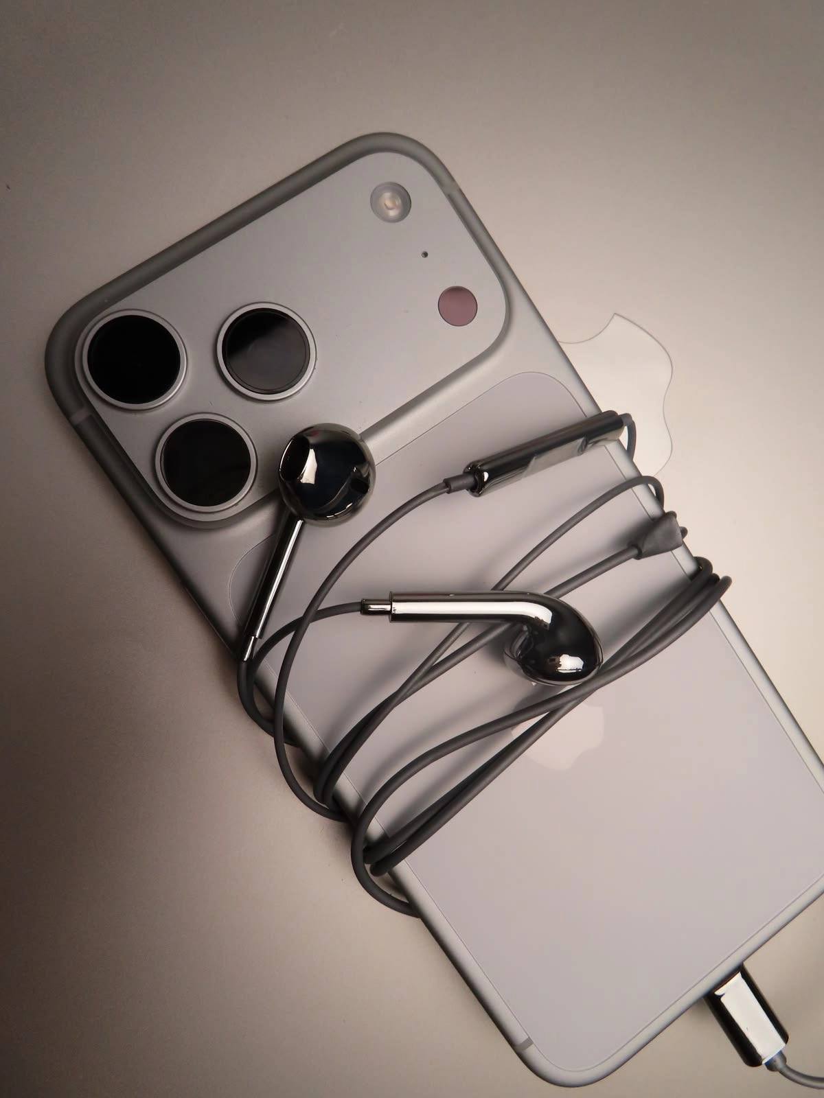 HQ_85hqXkAASUeB.webp