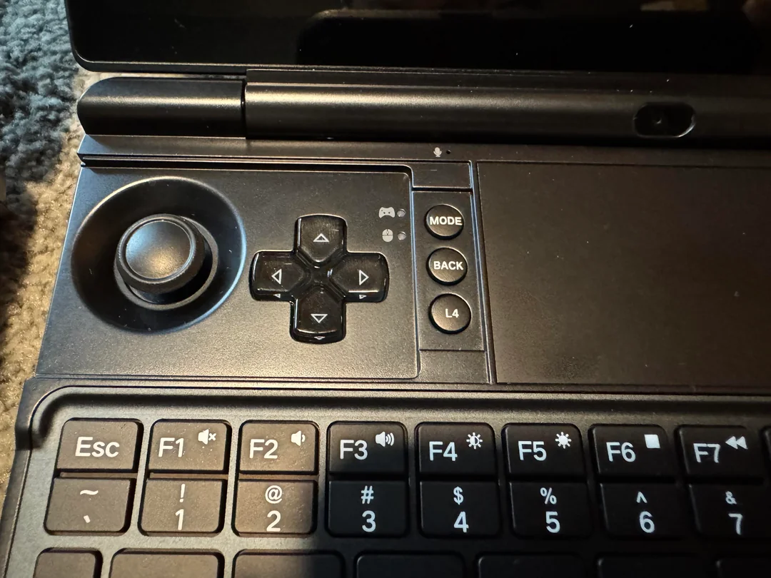 hands-on-review-of-the-gpd-max-3-388-64gb-beta-unit-v0-27op72dsz2mh1.webp
