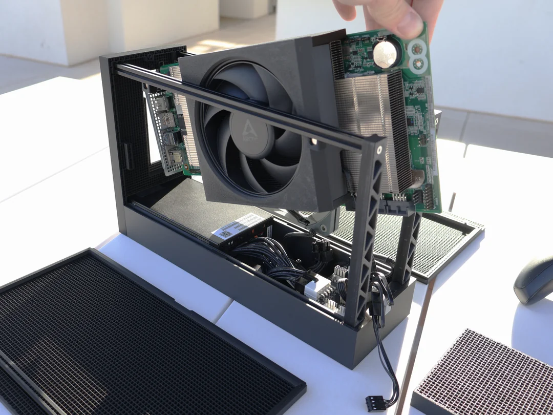 case-1-by-prototype-reveal-v0-af3t4xb0j0oh1.webp