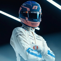 亚历山大·阿尔本（Alexander Albon）2024|||亚历山大·阿尔本（Alexander Albon）2024年新款F1房车头盔版画。