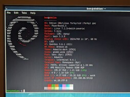 深夜折腾 iBook G4 的氛围……