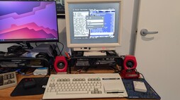 在 Mega65 上运行的 C64 OS。👍